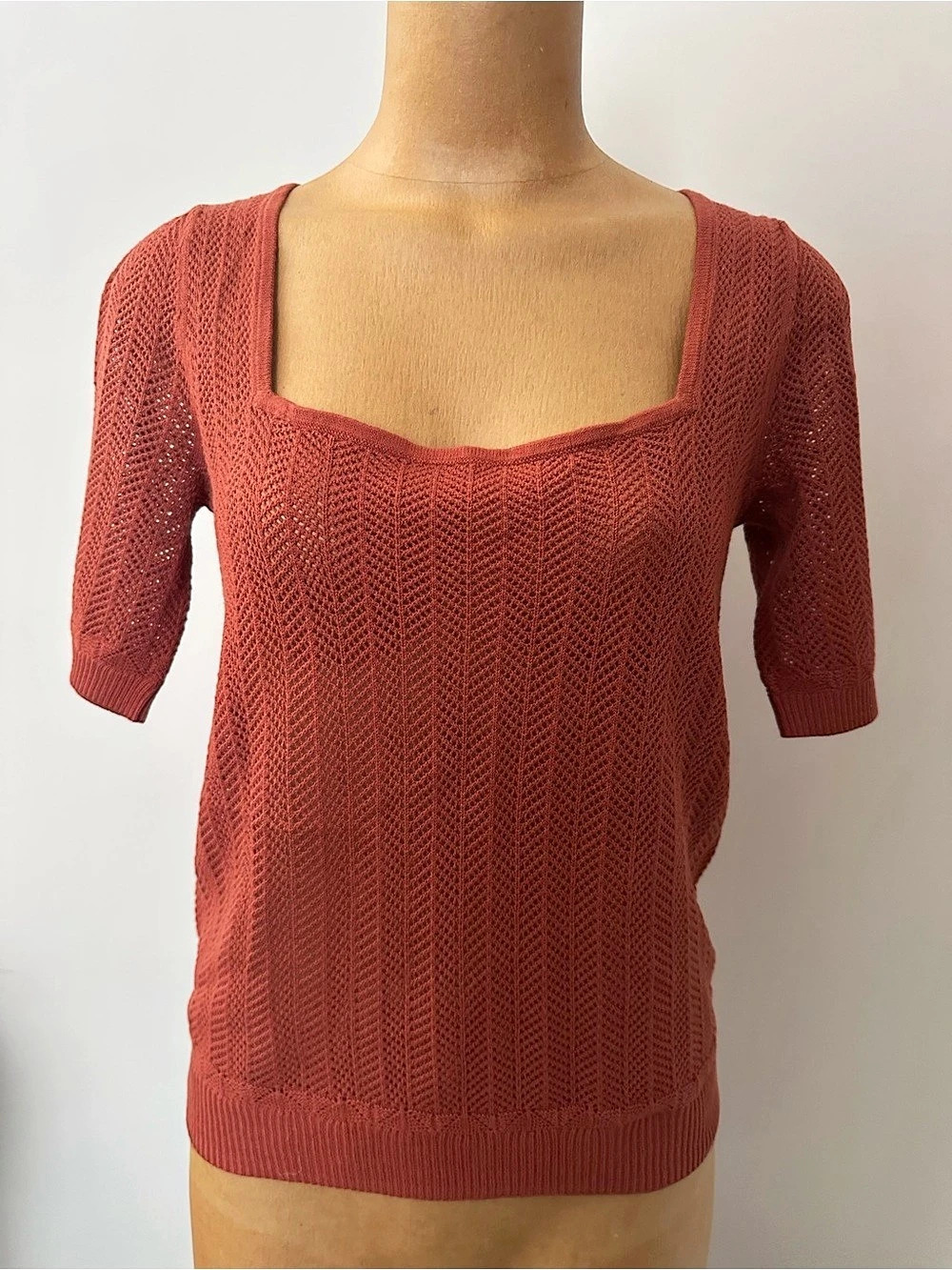 Reitmans open knit square neck sweater
